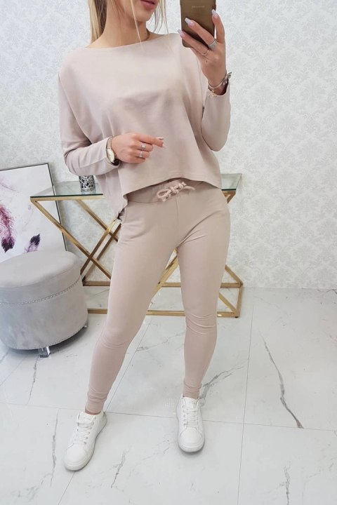 Komplet z bluzką oversize beżowy Komplet z bluzką oversize beżowy