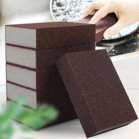 AG672E Magiczna gąbka 9x6x2,5cm brown AG672E Magiczna gąbka 9x6x2,5cm brown