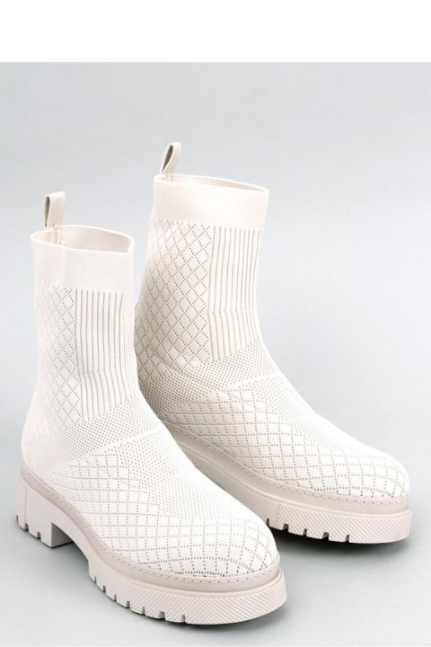 Botki skarpetkowe ze wzorem RUEDA BEIGE - Inello Inello Botki skarpetkowe ze wzorem RUEDA BEIGE - Inello Inello
