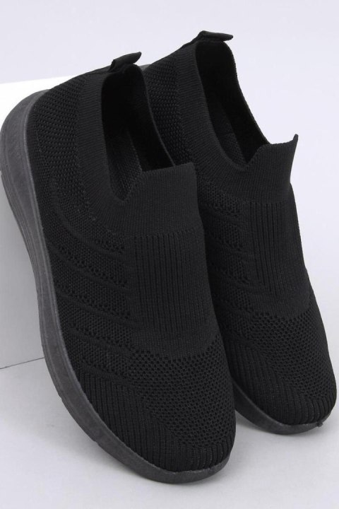 Buty skarpetkowe wsuwane GROPPI ALLBLACK - Inello Inello Buty skarpetkowe wsuwane GROPPI ALLBLACK - Inello Inello
