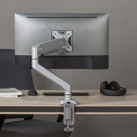 Uchwyt do monitora aluminiowy ze sprężyną gazową Ergo Office, podwójne ramię, vesa 75x75/100x100, 17"-32" 10 kg srebrny, ER-447 Uchwyt do monitora aluminiowy ze sprężyną gazową Ergo Office, podwójne ramię, vesa 75x75/100x100, 17"-32" 10 kg srebrny, ER-447