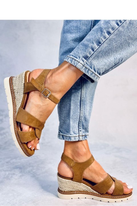 Sandał Espadryle na koturnie SERMON KHAKI - Inello Inello Sandał Espadryle na koturnie SERMON KHAKI - Inello Inello