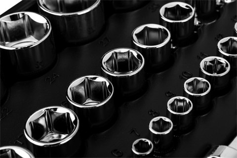 Klucze nasadowe 1/4", 1/2", zestaw 110 szt., CrV Klucze nasadowe 1/4", 1/2", zestaw 110 szt., CrV