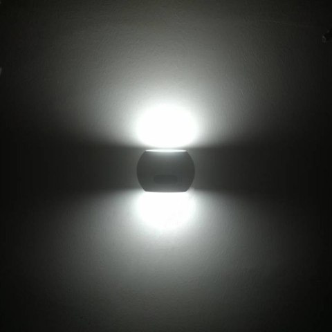 Lampa LED Maclean, Ścienna, Z czujnikiem PIR, PC+ALU, 20W, 1600lm, IP65, Neutral White 4000K, Szara, MCE366 Lampa LED Maclean, Ścienna, Z czujnikiem PIR, PC+ALU, 20W, 1600lm, IP65, Neutral White 4000K, Szara, MCE366
