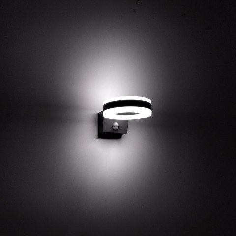 Lampa LED Maclean, ścienna, z czujnikiem PIR, PC+ALU, 20W, 1700lm, IP65, Neutral White 4000K, szara, MCE365 Lampa LED Maclean, ścienna, z czujnikiem PIR, PC+ALU, 20W, 1700lm, IP65, Neutral White 4000K, szara, MCE365