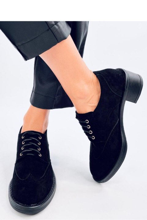 Mokasyny na obcasie VEDRA BLACK - Inello Inello Mokasyny na obcasie VEDRA BLACK - Inello Inello