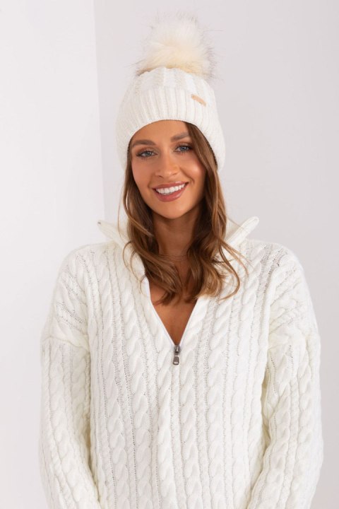 Czapka Damska Model JK-CZ-10.51 Ecru - Rue Paris Rue Paris