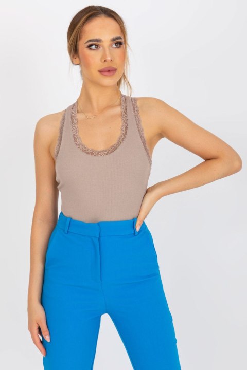 Koszulka Top Model RV-TP-7990.17 Dark Beige - Rue Paris Rue Paris Koszulka Top Model RV-TP-7990.17 Dark Beige - Rue Paris Rue Paris