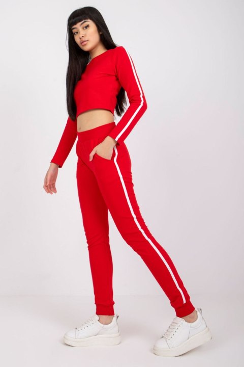 Spodnie Komplet Model RV-KMPL-7561.97 Red - Rue Paris Rue Paris Spodnie Komplet Model RV-KMPL-7561.97 Red - Rue Paris Rue Paris